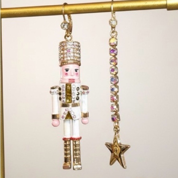 New Betsey Johnson Nutcracker mismatched Earrings - Picture 3 of 9
